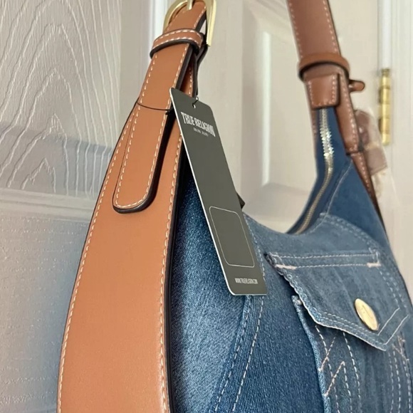 True Religion Denim/Leather Hobo Handbag Armpit Shoulder Bag Purse NWT - Picture 3 of 5